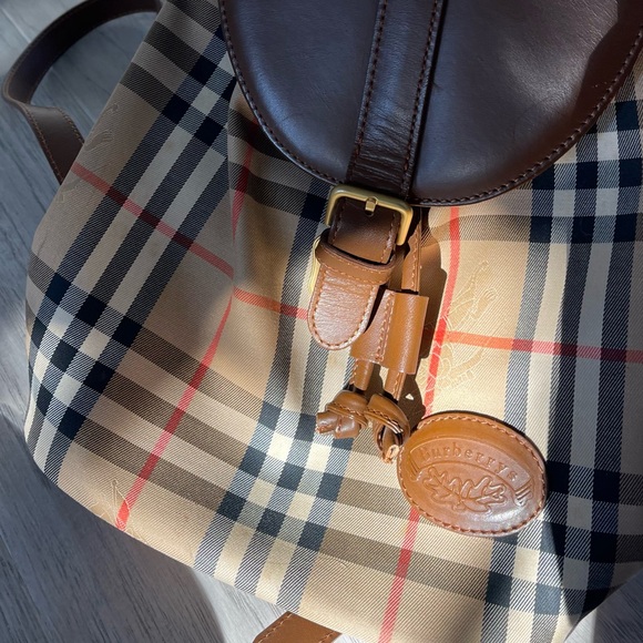 Vintage Burberry(S) Vintage Mini Backpack- ๐ผ - Picture 5 of 17